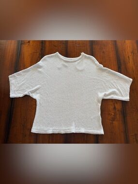 Sioni White Short-Sleeve Shimmering Bat Wing Knit Top